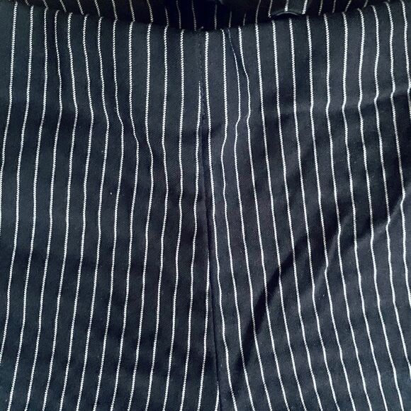 Who What Wear Black & White Pin Stripe Pull On Pants Size 2 - Picture 3 of 7